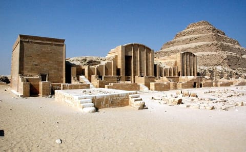 Private Day Tour of Memphis and Sakkara from Cairo