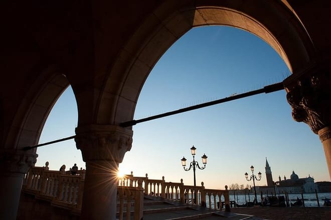 Early Morning Photo Tour and Breakfast in a luxury location 5