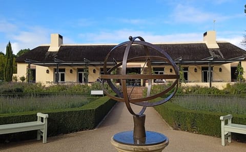 Private Full Day Wine Tour from Cape Town to Stellenbosch