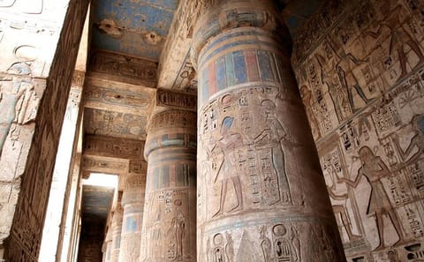 Habu Temple and Valley of the Nobles Tour in Al Bairat