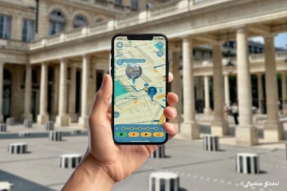 Paris Fashion History Private Walking Tour with Smartphone App