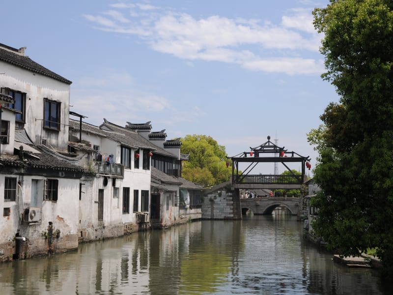 One-Day Zhouzhuang and Jinxi Water Town Tour
