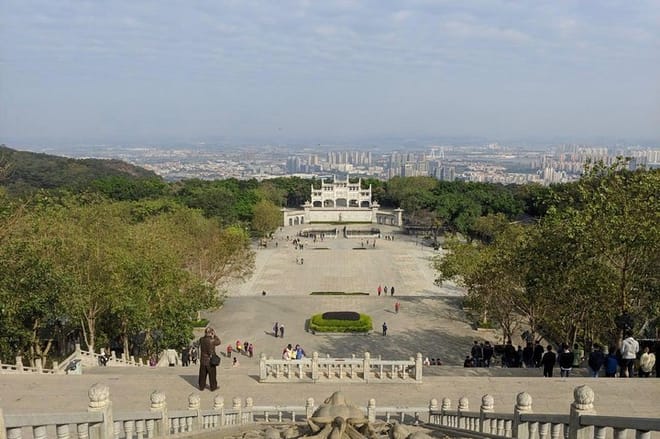 Private Day Tour to Mt Xiqiao from Guangzhou 4