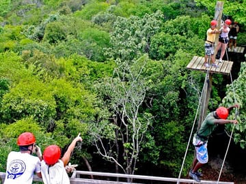 Kite Jeep Tour and Tree Canopy Adventure in Praia da Pipa