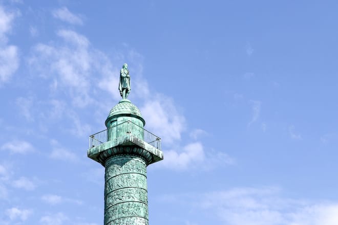 Paris Revolutionary Walking Tour: Iconic French Sights & Stories
