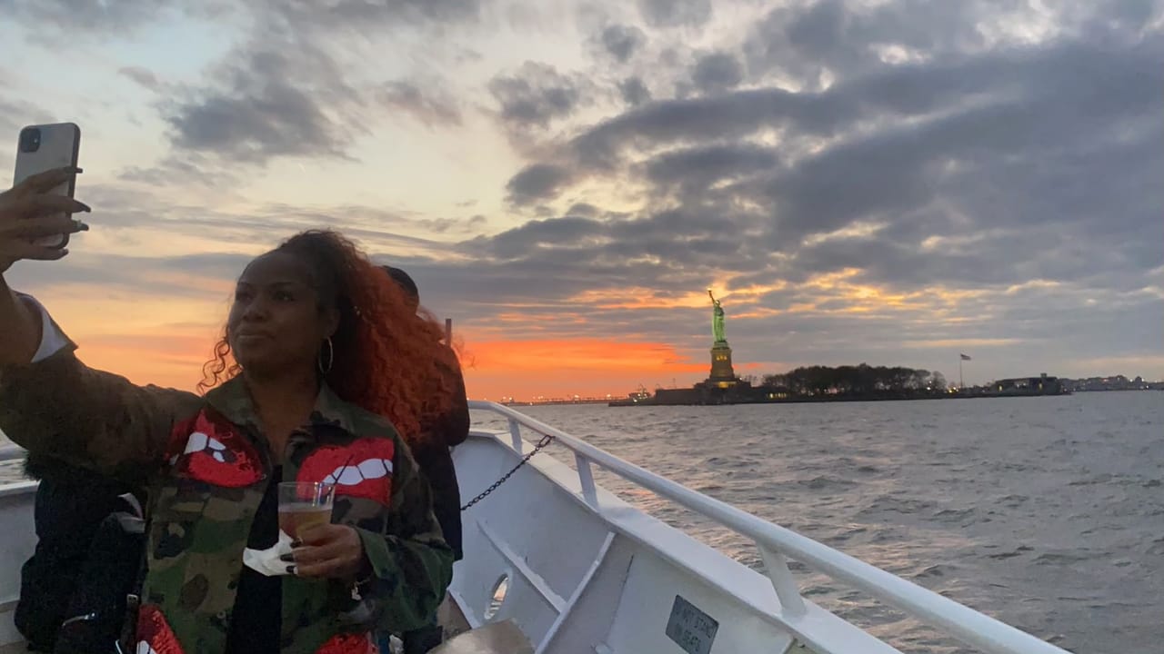 New York: Statue of Liberty and Ellis Island Sunset Cruise 2