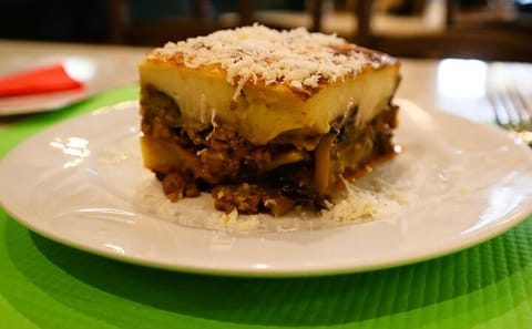 Athens Food Tasting Tour in Hidden Gems for Small Groups