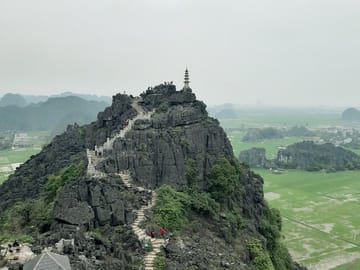 Mua cave top