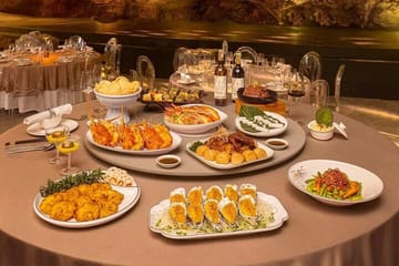 Dragon Pearl Cave Tour and Luxury Banquet in Hạ Long Bay