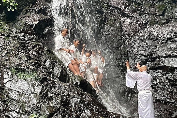 Mt. Inunaki Trekking and Waterfall Training in Izumisano Osaka