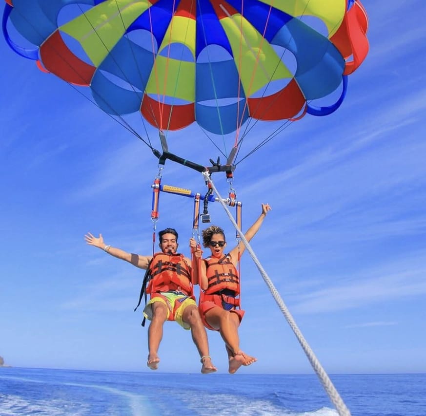 Premium Parasailing Fly Experience with Transfer- Hurghada
