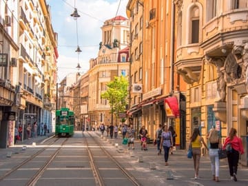Sofia Walking Tour: Discover Local Breakfast Delights