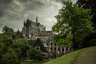 Medieval Leiden — Private tour with official guide in Spanish