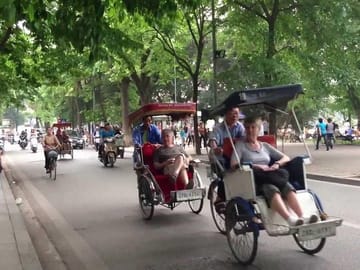 cycle around Hanoi