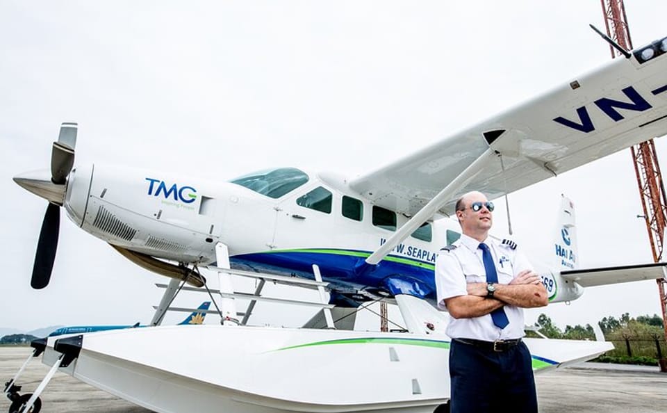 Scenic Seaplane and Luxury Cruise Tour in Halong Bay