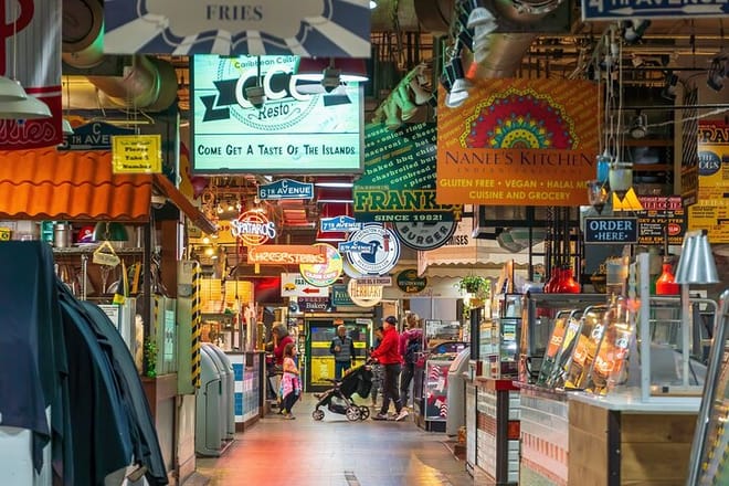 Explore the Landmarks of Philadelphia from New York