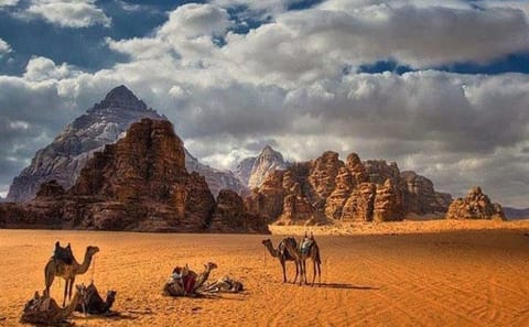 Private Full-Day Tour of Petra and Wadi Rum from Aqaba