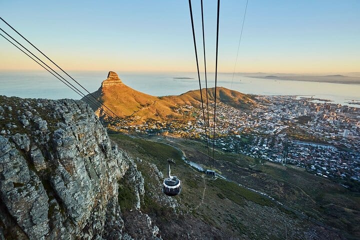  Table Mountain, Chapmans Peak , Penguins and Wine Tasting  3