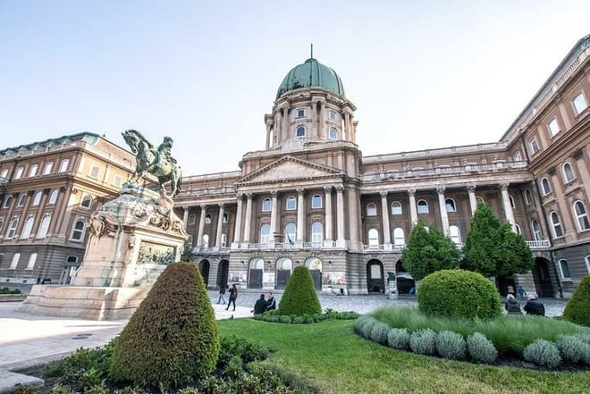 Budapest all in one: private 6 hours city tour& cruise, private airport transfer 5