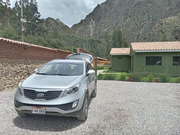 Private Transfer Between Cusco and Poroy Train Station