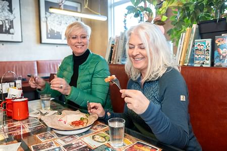 Reykjavik Christmas Food Tour: Savor Icelandic Holiday Delicacies