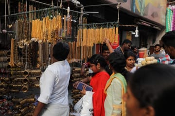 Cultural Temples and Traditions Tour in Chennai and Madurai