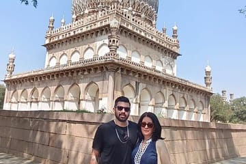 Hyderabad Delight: Private 3-Day Tour of the City Highlights