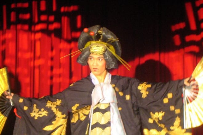 Acts including dance, burlesque, comedy &amp; impersonations