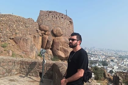 Historic Hyderabad: Golconda Fort and Qutubshahi Tombs