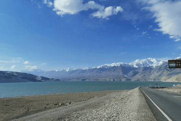 Private Tour of Karakul and White Sand Lakes from Kashgar