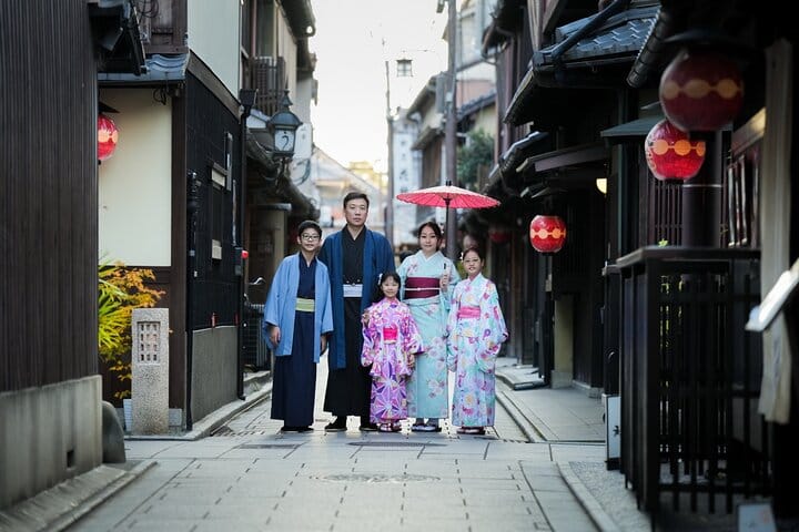 Private Photoshoot in Osaka with a Professional Photographer 6