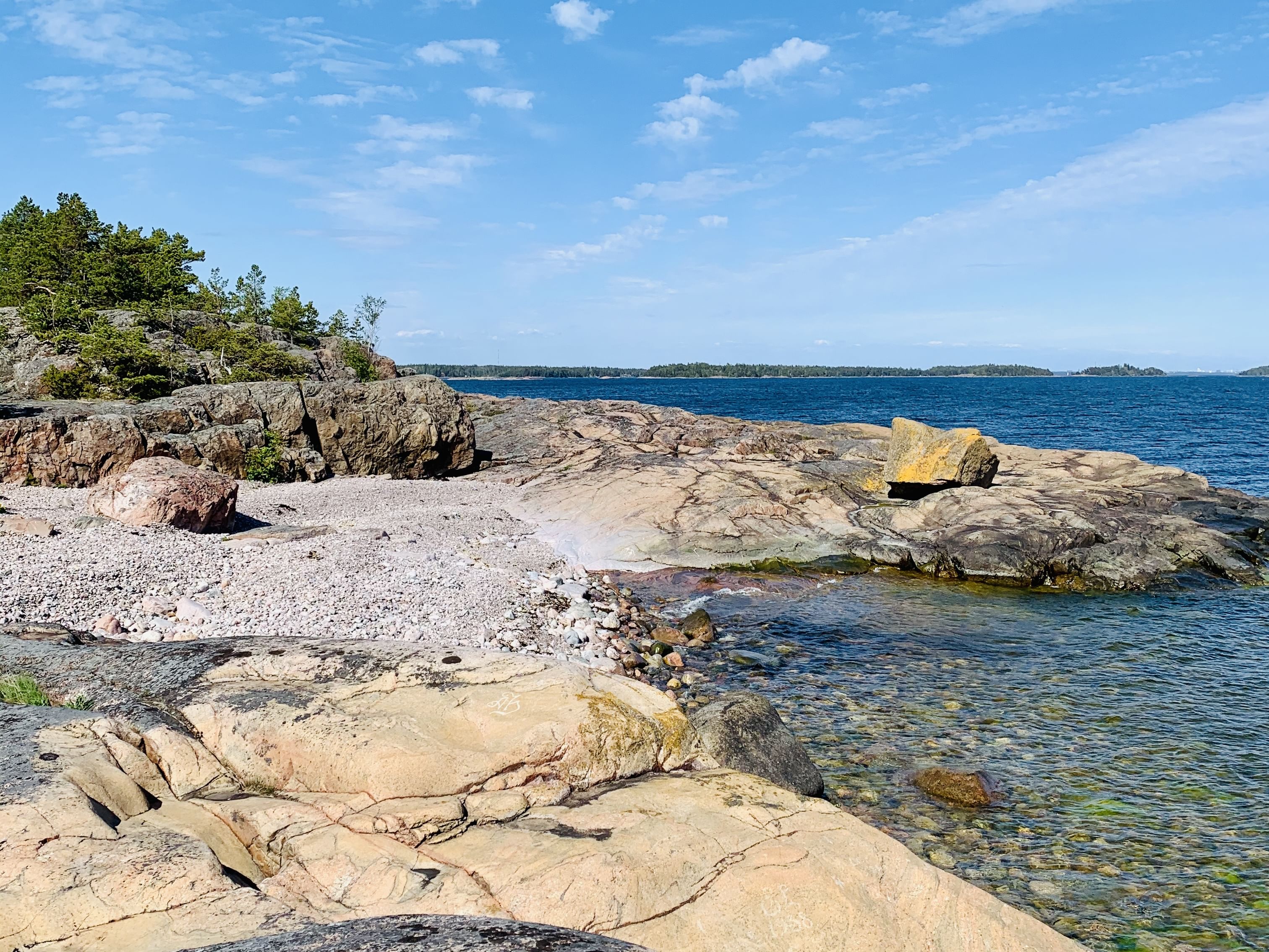 Rövaren island outside Helsinki