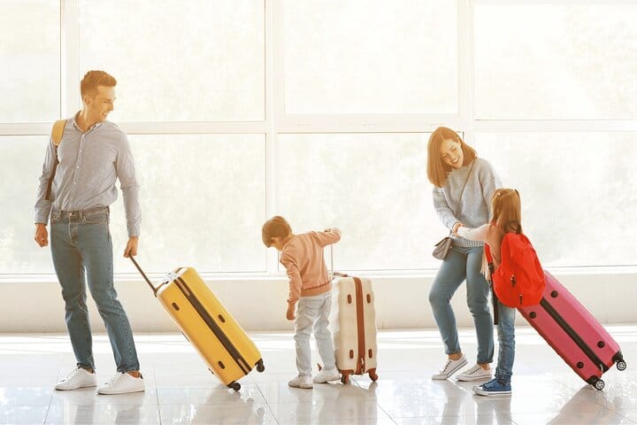 Ibiza: Luggage Storage 3