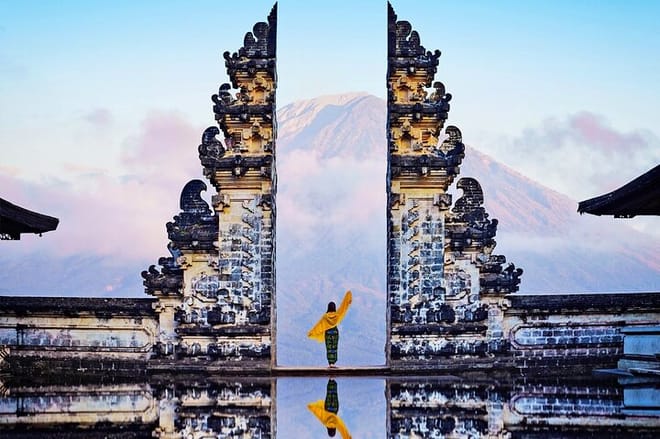 Gate of Heaven - East Bali Tour 3
