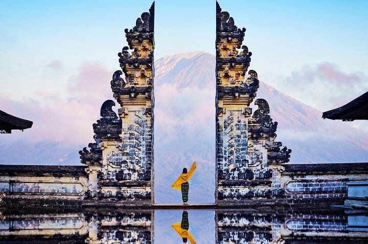 Gate of Heaven - East Bali Tour 3