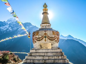 Everest Short Trek with Scenic Flight from Kathmandu