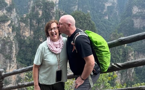 Private Tour of Zhangjiajie National Park and Glass Bridge