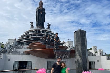 1-Day Tay Ninh– Cao Dai Temple & Cu Chi Tunnels Tour