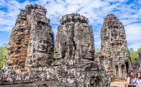 7-Day Cultural Adventure Tour from Phnom Penh to Siem Reap
