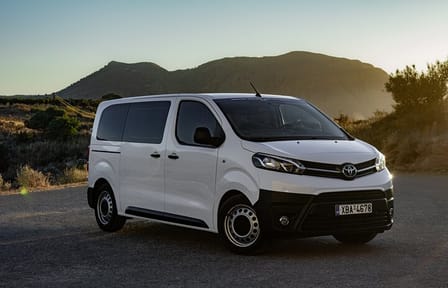 Private 8-Hour Transfer and Sightseeing from Chania to Heraklion