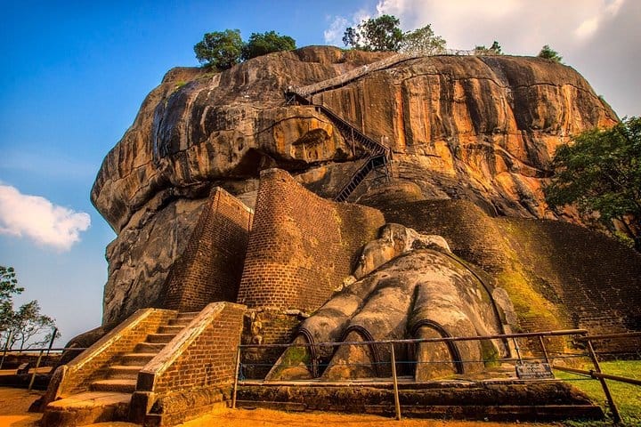 Sigiriya & Hiriwaduna Village Tour from Sigiriya 2