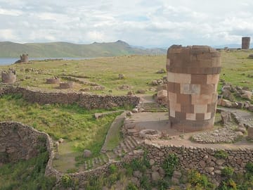 Cultural Tour of Sillustani Pre-Inca Tombs near Puno