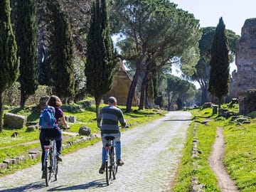 E-bike Tour of Appia Antica and Castel Gandolfo from Rome
