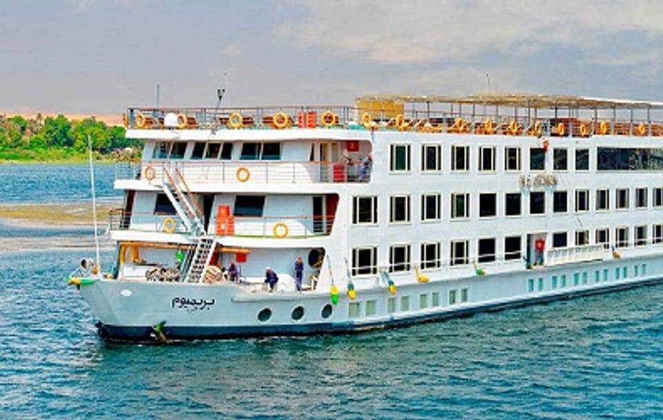 Private Transfer from Aswan Airport to Hotel or Nile Cruise