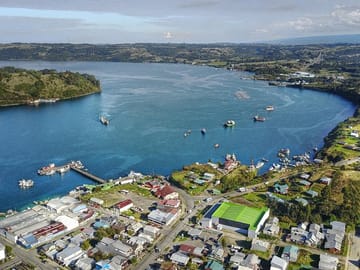 Full Day Tour of Chiloé: Explore Castro and Dalcahue