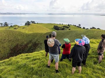 Auckland Sea Kayak Tour to Browns Island Motukorea