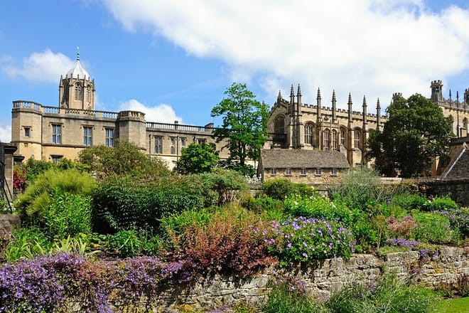 London Day Trip to Oxford and Cotswolds Villages