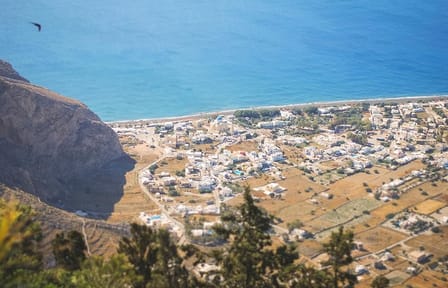 Beach Tour of Akrotiri and Megalochori in Santorini