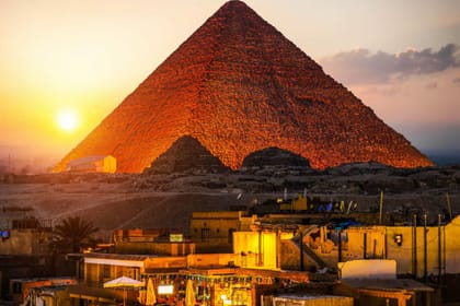 Giza Pyramids Sound and Light Show Tour in Cairo