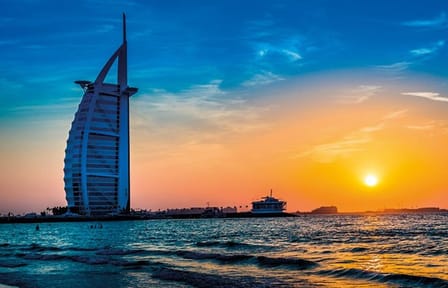 Customizable Private Modern Dubai Tour with Professional Guide